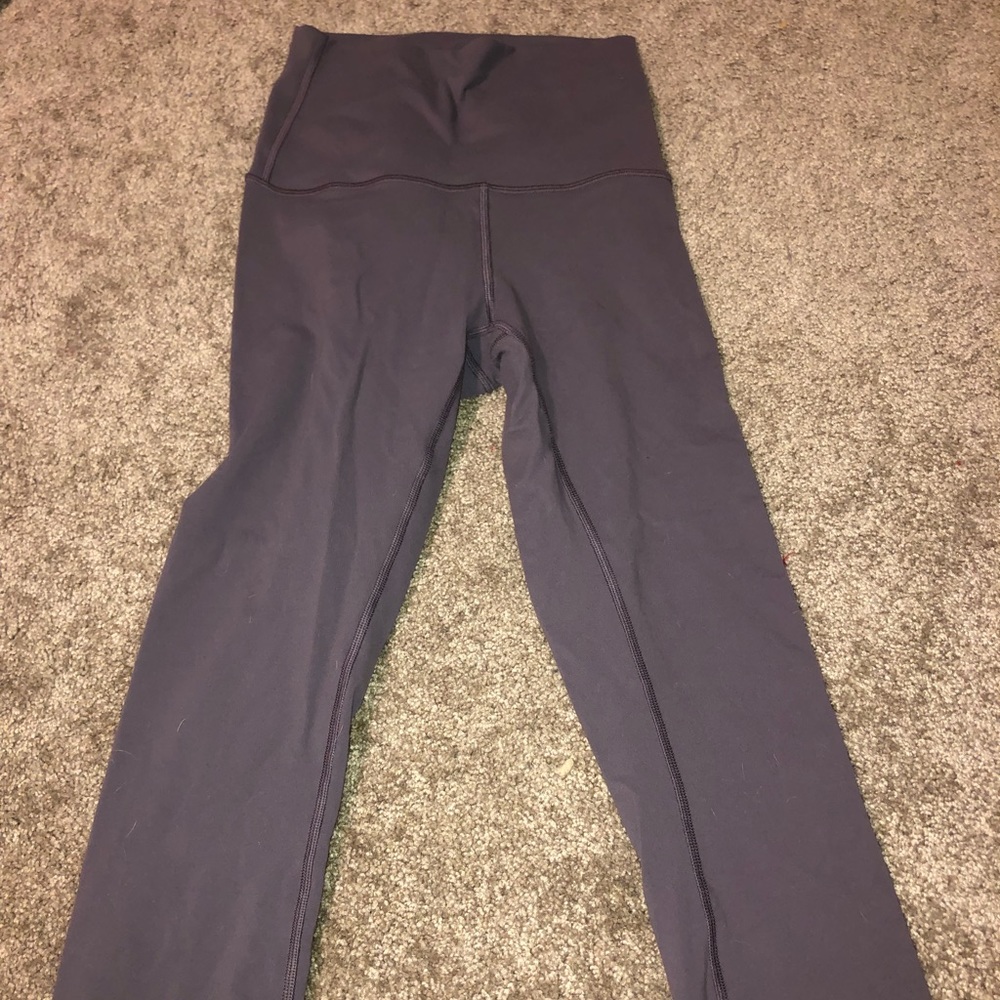 Super high rise Lululemon Wunder Under leggings